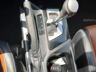 Toyota RAV4 Hybrid 2016 AWD Limited 4p SUV