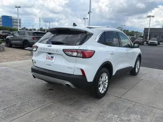 Ford Escape 2022 AWD SE 4p SUV