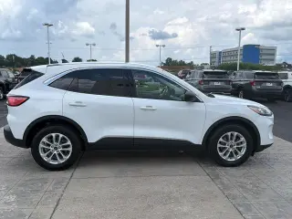 Ford Escape 2022 AWD SE 4p SUV