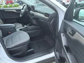 Ford Escape 2022 AWD SE 4p SUV