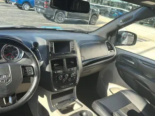 Dodge Grand Caravan 2020 SXT 4p Minivan