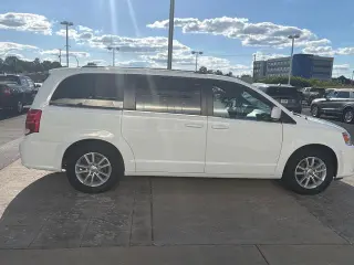 Dodge Grand Caravan 2020 SXT 4p Minivan