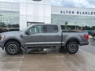 Ford F-150 2023 4x4 XLT 4p SuperCrew 5.5 ft. SB