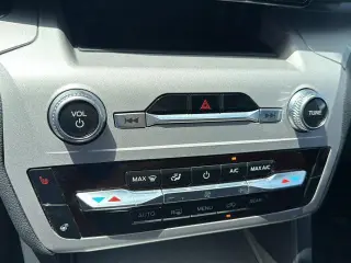 Ford Explorer 2023 AWD XLT SUV de 4 puertas
