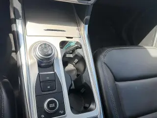 Ford Explorer 2023 AWD XLT SUV de 4 puertas