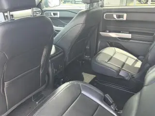 Ford Explorer 2023 AWD XLT SUV de 4 puertas
