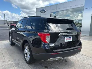 Ford Explorer 2023 AWD XLT SUV de 4 puertas