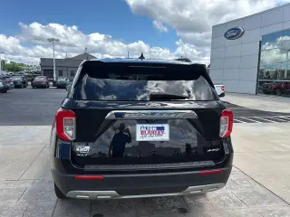 Ford Explorer 2023 AWD XLT SUV de 4 puertas