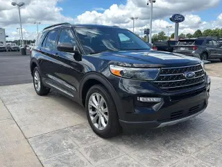 Ford Explorer 2023 AWD XLT SUV de 4 puertas