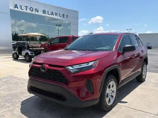 Toyota RAV4 2023 AWD LE SUV de 4 puertas