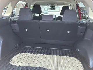 Toyota RAV4 2023 AWD LE SUV de 4 puertas
