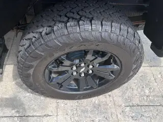 Chevrolet Colorado 2020 4x4 Z71 4 puertas cabina doble 5 pies de caja corta