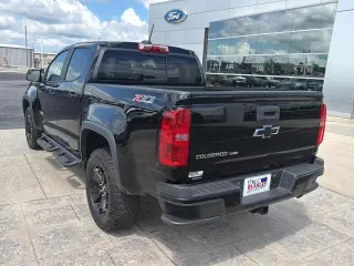 Chevrolet Colorado 2020 4x4 Z71 4 puertas cabina doble 5 pies de caja corta