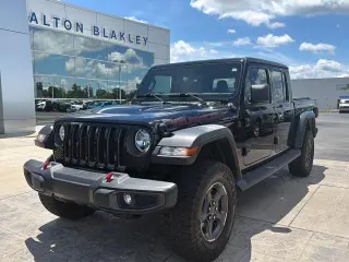 Jeep Gladiator 2023 4x4 Rubicon Cabina Doble 4 puertas 5.0 pies BA