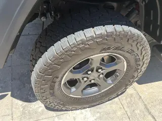 Jeep Gladiator 2023 4x4 Rubicon Cabina Doble 4 puertas 5.0 pies BA