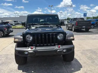 Jeep Gladiator 2023 4x4 Rubicon Cabina Doble 4 puertas 5.0 pies BA