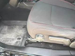 Jeep Gladiator 2023 4x4 Rubicon Cabina Doble 4 puertas 5.0 pies BA