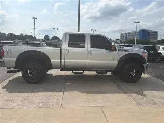 Ford F-350 Super Duty 2012 4x4 Lariat Cabina Doble 4 puertas 6.8 pies SB SRW Pickup