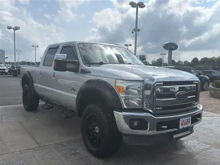 Ford F-350 Super Duty 2012 4x4 Lariat Cabina Doble 4 puertas 6.8 pies SB SRW Pickup