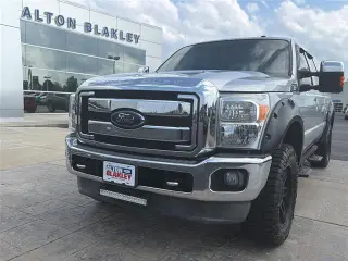 Ford F-350 Super Duty 2012 4x4 Lariat Cabina Doble 4 puertas 6.8 pies SB SRW Pickup