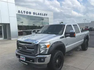 Ford F-350 Super Duty 2012 4x4 Lariat Cabina Doble 4 puertas 6.8 pies SB SRW Pickup