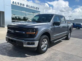Ford F-150 2024 4x4 XLT 4 puertas SuperCrew 5,5 pies CB