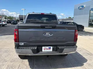 Ford F-150 2024 4x4 XLT 4 puertas SuperCrew 5,5 pies CB