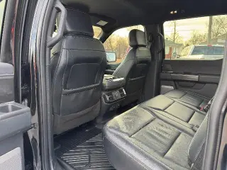 Ford F-150 2022 4x4 Lariat 4dr SuperCrew 5.5 ft. SB