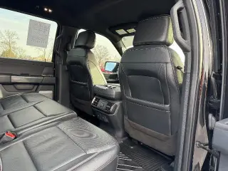 Ford F-150 2022 4x4 Lariat 4dr SuperCrew 5.5 ft. SB