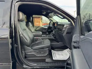 Ford F-150 2022 4x4 Lariat 4dr SuperCrew 5.5 ft. SB