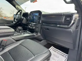 Ford F-150 2022 4x4 Lariat 4dr SuperCrew 5.5 ft. SB
