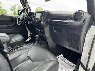 Jeep Wrangler Unlimited 2015 4x4 Sahara 4dr SUV