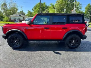 Ford Bronco 2022 4x4 Black Diamond 4p SUV
