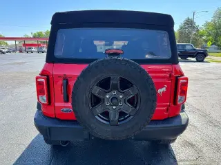 Ford Bronco 2022 4x4 Black Diamond 4p SUV