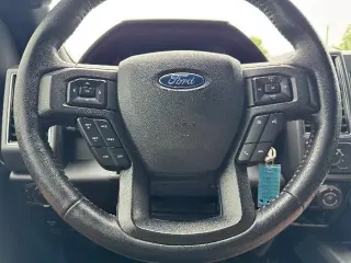 Ford F-150 2019 4x4 XLT 4p SuperCrew 5.5 ft. SB
