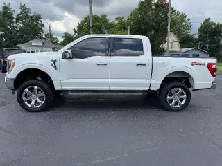 Ford F-150 2021 4x4 Lariat 4p SuperCrew 6.5 ft. CA
