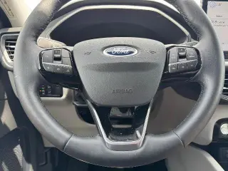 Ford Escape Plug-In Hybrid 2023 Base 4p SUV