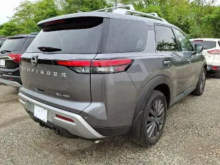 Nissan Pathfinder 2025 AWD SL 4dr SUV