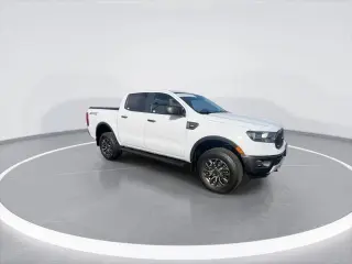 Ford Ranger 2023 4x4 XLT 4 puertas SuperCrew caja corta de 5.1 pies