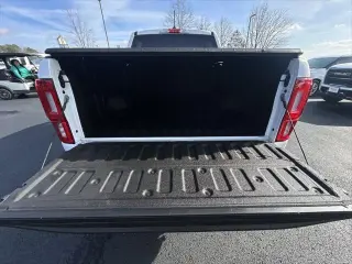 Ford Ranger 2023 4x4 XLT 4 puertas SuperCrew caja corta de 5.1 pies