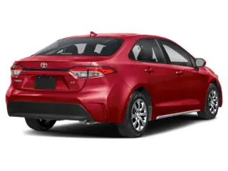 Sedán de 4 puertas Toyota Corolla LE 2026