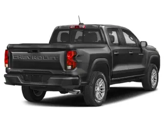 Chevrolet Colorado 2023 4x4 LT Cabina y Plataforma 4p 5 ft. BA