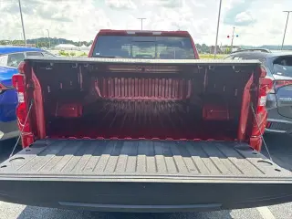 Chevrolet Silverado 1500 2023 4x4 LT 4p Crew Cab 5.8 ft. CB con 1LT