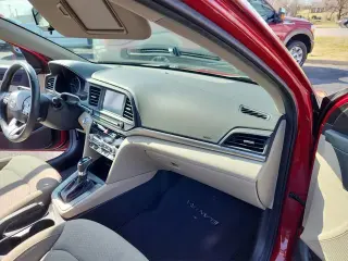 Hyundai ELANTRA 2020 Edición de Valor 4p Sedan