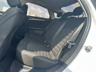 Ford Fusion Hybrid 2020 SE 4p Sedan