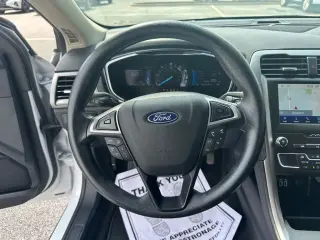 Ford Fusion Hybrid 2020 SE 4p Sedan