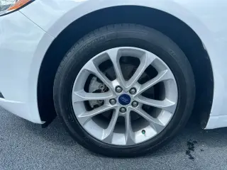 Ford Fusion Hybrid 2020 SE 4p Sedan