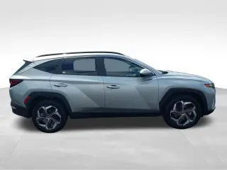Hyundai TUCSON 2024 AWD SEL 4dr SUV (lanzamiento a mediados de año)