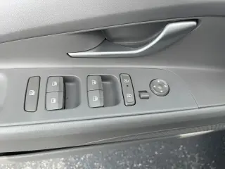 Hyundai ELANTRA 2025 SE 4p Sedan