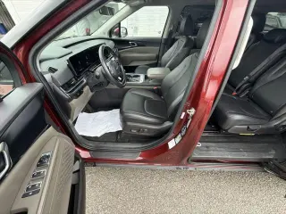 Kia Carnival 2025 LXS 4p Minivan